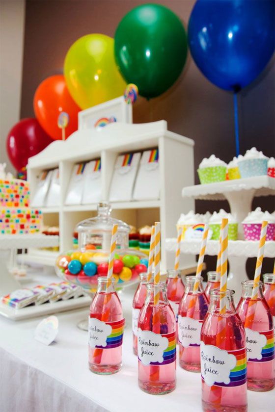 Candy bar para cumpleaños de niños con zumos naturales 