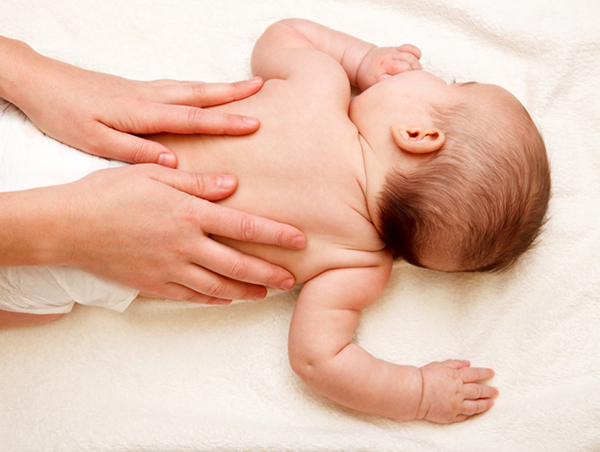 masajes para bebés recién nacidos