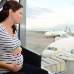 viajar en avión embarazada