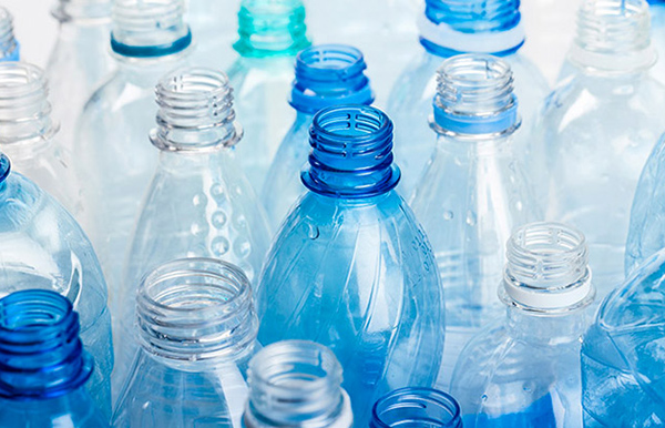 manualidades con botellas de plastico para niños de primaria