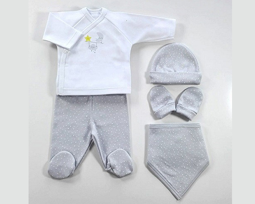ropa para bebé hospital
