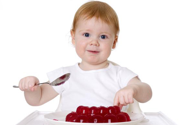 los bebés pueden comer gelatina