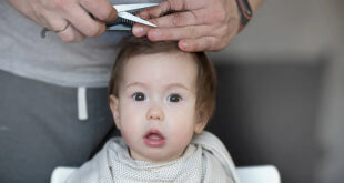 cortar el pelo a un bebé