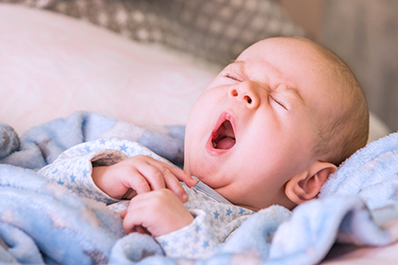 combien de temps un bébé de 3 mois dort-il ?