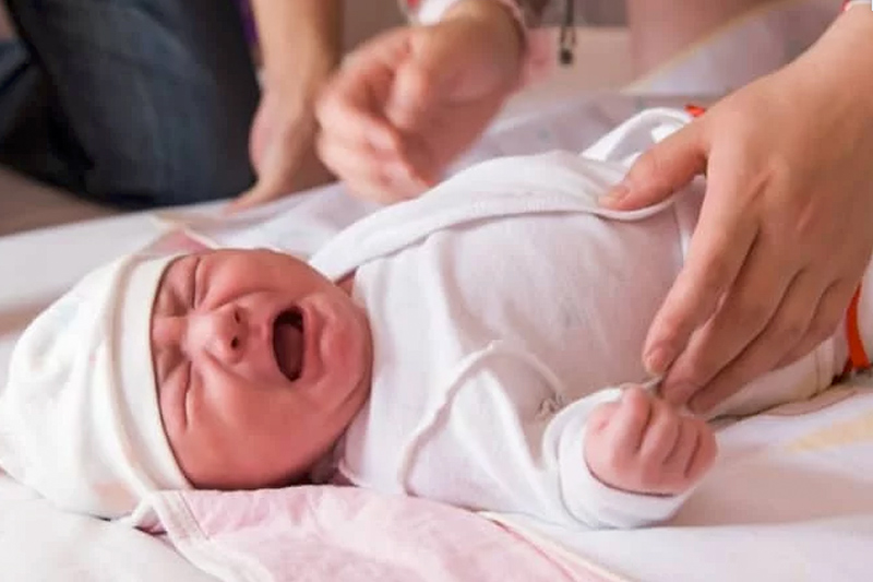 sobreestimulación en recién nacidos