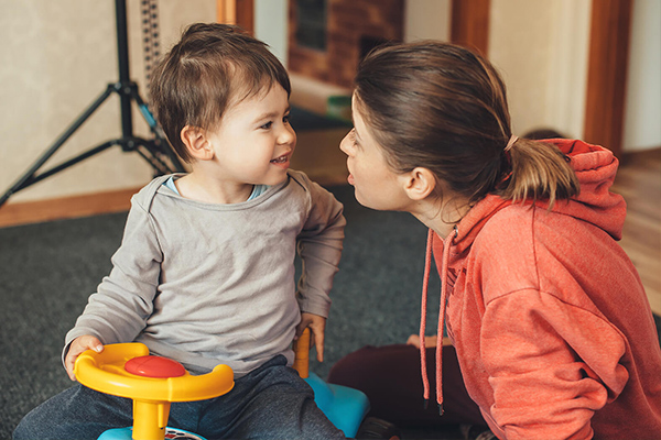 cómo aprenden los niños pequeños